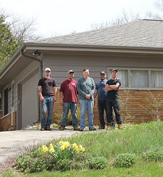 Smart Roofing Crew